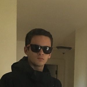 Meet your Posher, Clayton